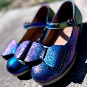 Pipperdoodles oil slick bow shoes sz 34/4 NWOB